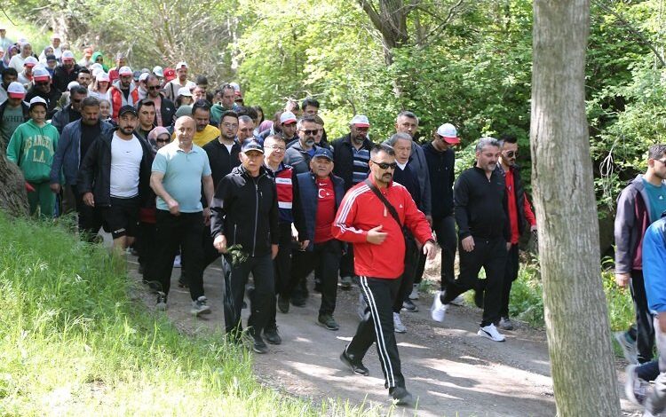 Kayseri protokolü halkla doğada buluştu