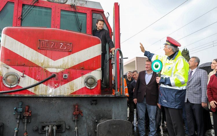 ‘Kardeşlik Çarşısı’ için 40 konteyner uğurlandı