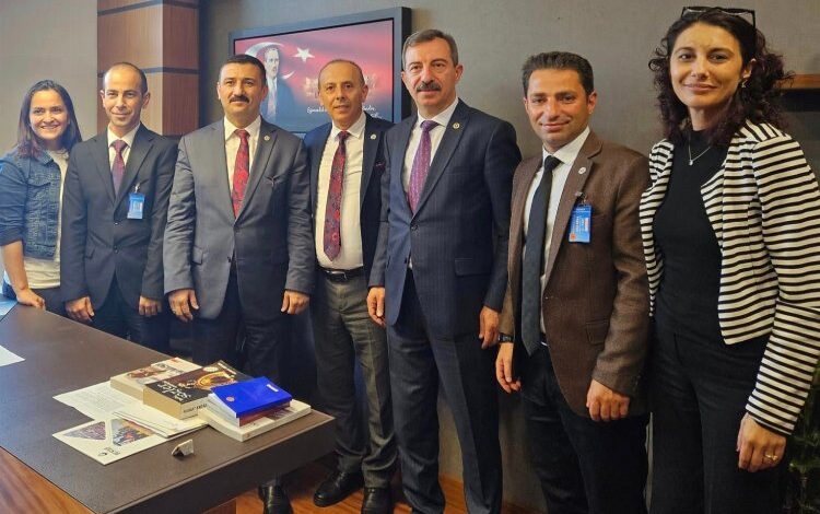 İYİ Partili Milletvekili Türkoğlu TÜSÇAD’ı kabul etti