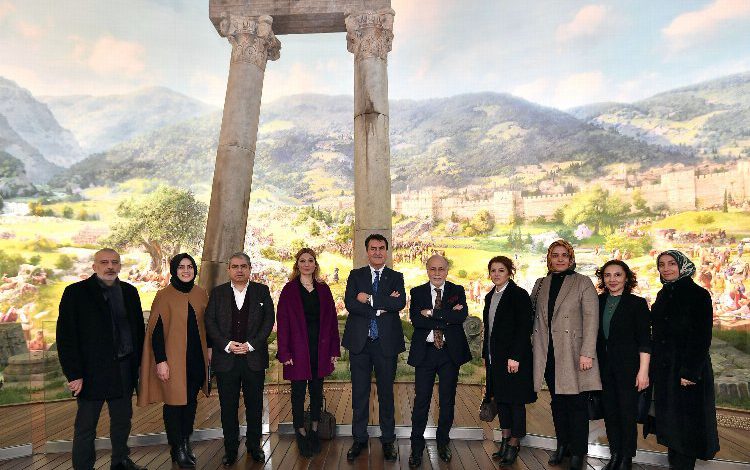 Bursa Osmangazi Darülaceze Yönetimi’nin fetih yolculuğu Bursa Osmangazi Darülaceze Yönetimi’nin fetih yolculuğu