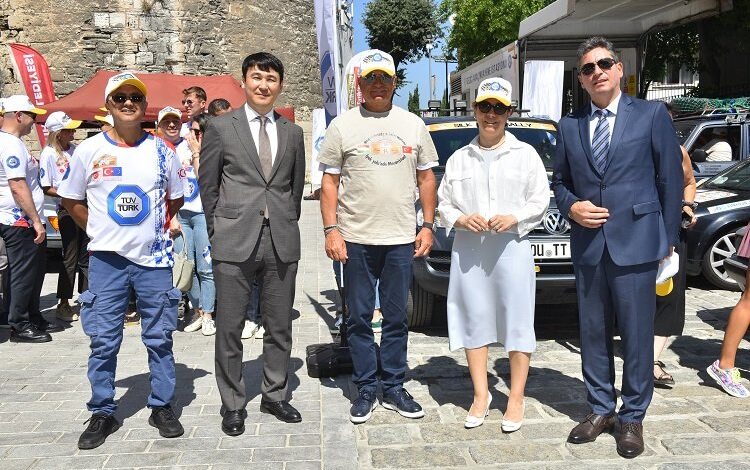 İpek Yolu Rallisi’nin Türkiye etabı başladı İpek Yolu Rallisi’nin Türkiye etabı başladı