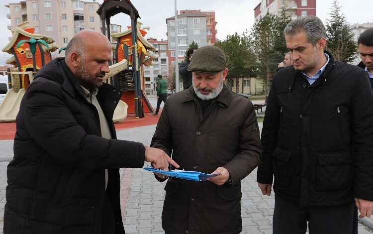 Ahmet Çolakbayrakdar’dan saha çalışması Ahmet Çolakbayrakdar’dan saha çalışması