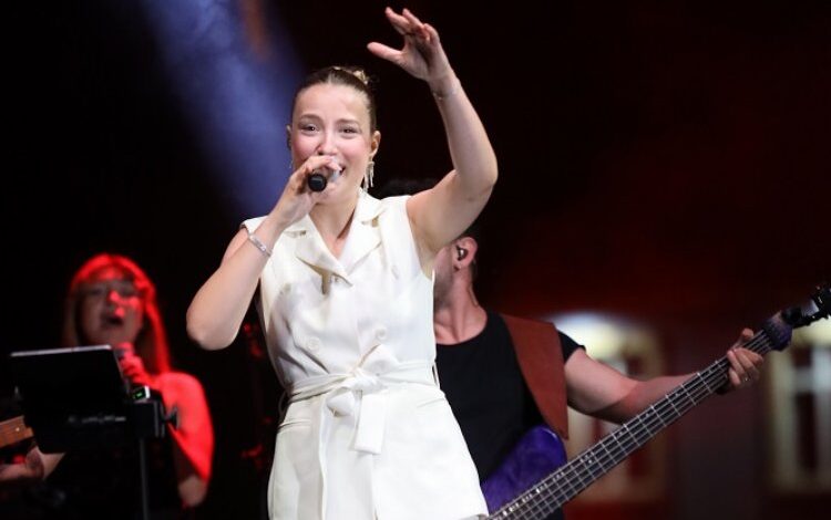 Irmak, Shakira diyetiyle formda Irmak, Shakira diyetiyle formda