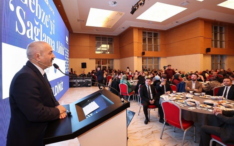 Gebze’de Başkan Büyükgöz’den ittifak ortağına iş sunumu Gebze’de Başkan Büyükgöz’den ittifak ortağına iş sunumu