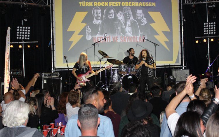 Almanya Oberhausen’da Türk Rock rüzgarı esti