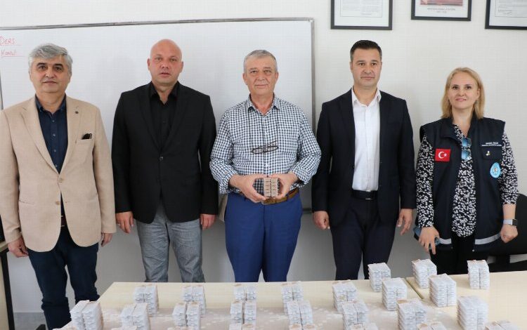 Manisa Gölmarmara’da ana arılar üreticilerle buluştu