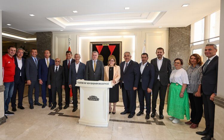 Bakan Bak Gaziantep’te Bakan Bak Gaziantep’te