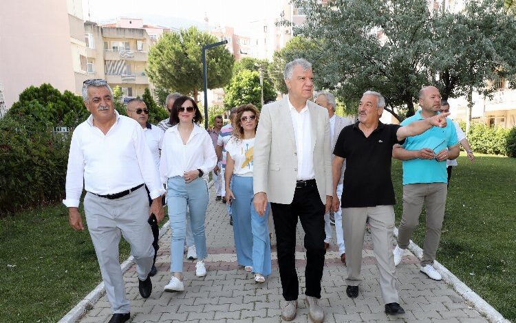 İzmir Narlıdere’de Başkan Engin’den mahalle gezilerine devam İzmir Narlıdere’de Başkan Engin’den mahalle gezilerine devam