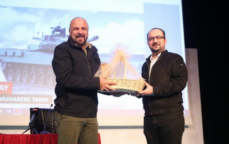 Sakarya’da ‘Milli Teknoloji Hamlesi’ konferans Sakarya’da ‘Milli Teknoloji Hamlesi’ konferans