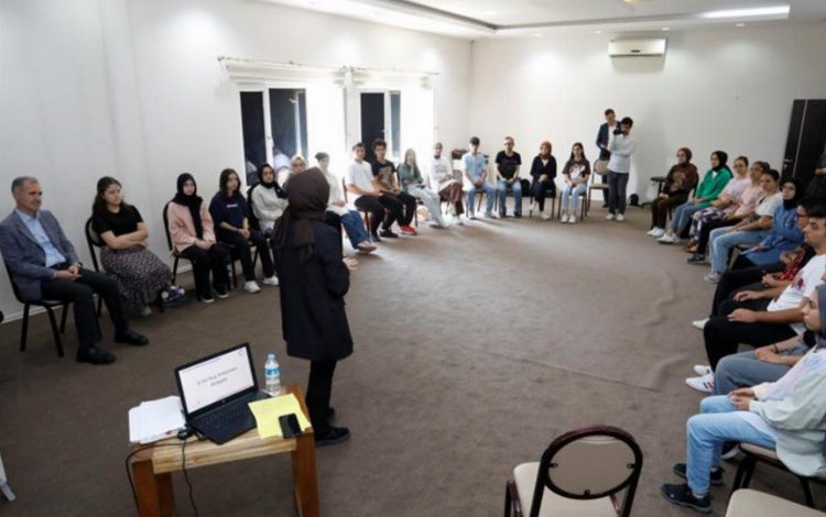 Bursa İnegöl’de ‘Kariyer Atölyeleri’ gençlere vizyon katıyor Bursa İnegöl’de ‘Kariyer Atölyeleri’ gençlere vizyon katıyor