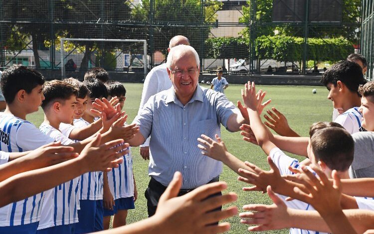 Karabağlar’da yaz spor okulları doludizgin Karabağlar’da yaz spor okulları doludizgin