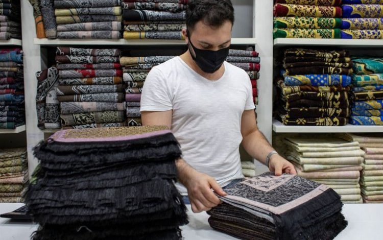 Hac malzemecileri sallandı ama yıkılmadı! Hac malzemecileri sallandı ama yıkılmadı!