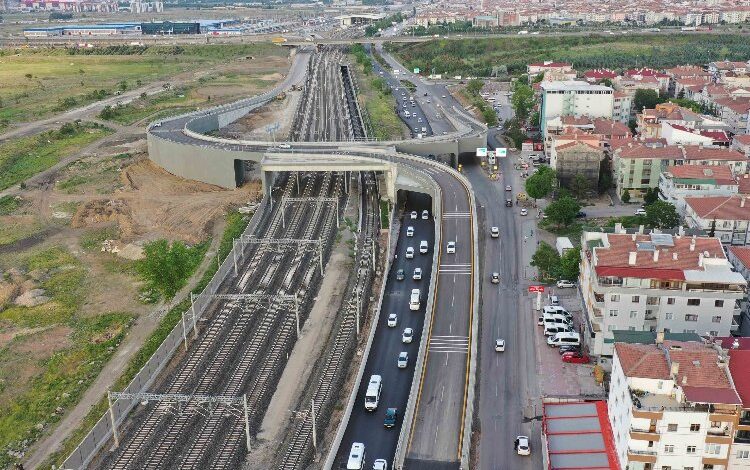 Meral Akşener 24 projeyi açacak