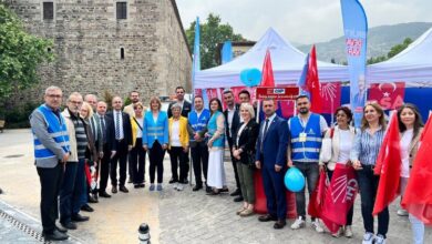 DEVA Genel Başkan Yardımcısı Sanem Oktar Bursa teşkilatıyla sahaya çıktı