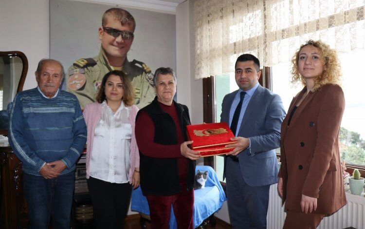 İzmit Belediyesi, şehit annelerini unutmadı