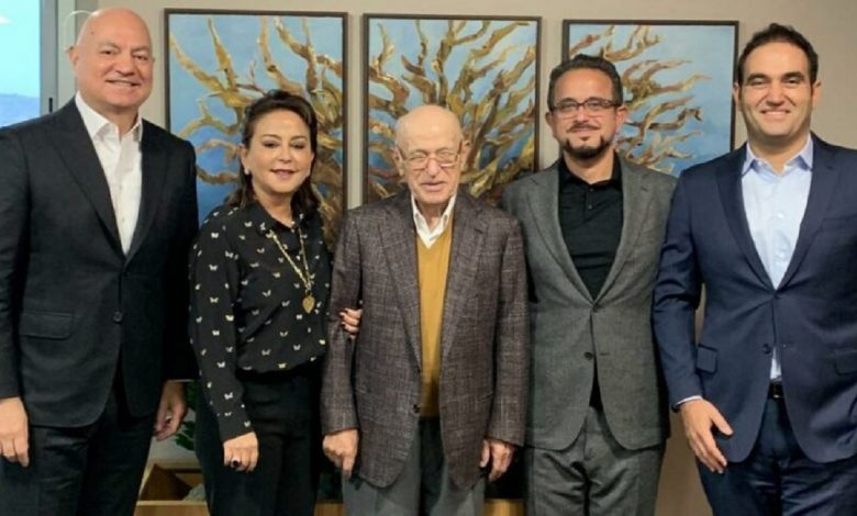 Şevket Sabancı yaşamını yitirdi Şevket Sabancı yaşamını yitirdi