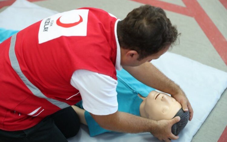 Kızılay’dan temel uygulamalara mobil destek Kızılay’dan temel uygulamalara mobil destek