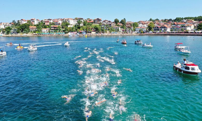 Kocaeli’de açık su yüzme yarışları başladı