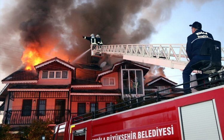 Muğla İtfaiyesi’nden soba kullananlara ‘hayati’ uyarı Muğla İtfaiyesi’nden soba kullananlara ‘hayati’ uyarı