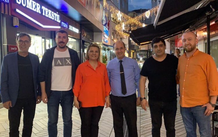 İzmit esnafı yerelin yaptığı alt yapıdan memnun