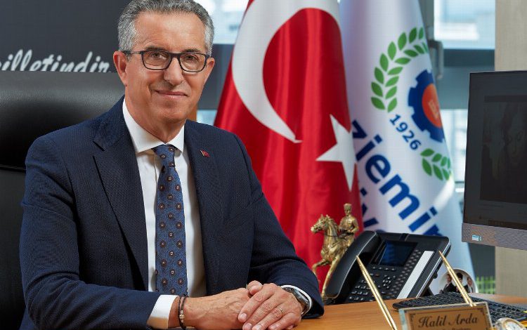 İzmir Gaziemir’de Başkan Arda’dan mezarlık çıkışı! İzmir Gaziemir’de Başkan Arda’dan mezarlık çıkışı!