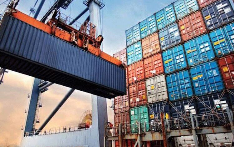 İhracatçılara ek süre fırsatı! Dahilde İşleme Rejimi tebliğinde değişiklik