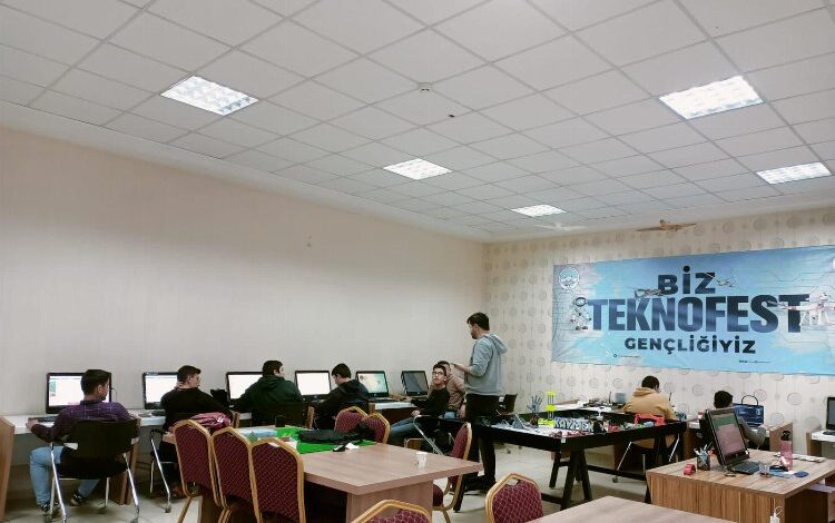 Kayseri Büyükşehir Teknofest gençliği yetiştiriyor Kayseri Büyükşehir Teknofest gençliği yetiştiriyor