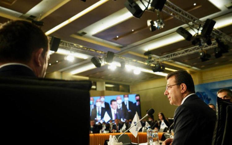 İstanbul B40 zirvesine ev sahipliği yaptı İstanbul B40 zirvesine ev sahipliği yaptı