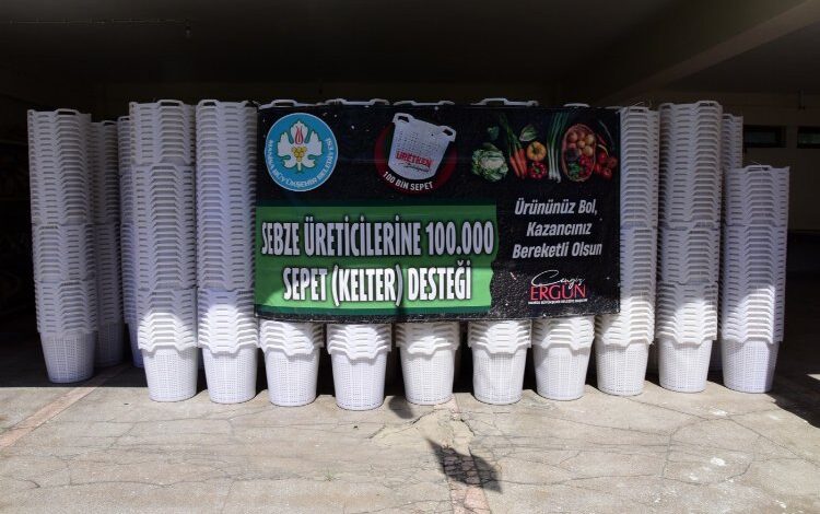 Manisa Salihlili üreticilere ‘sepet sepet’ destek Manisa Salihlili üreticilere ‘sepet sepet’ destek