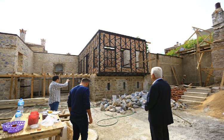 Muğla’da tarihi konakta cehennemlik kanallar ortaya çıktı Muğla’da tarihi konakta cehennemlik kanallar ortaya çıktı