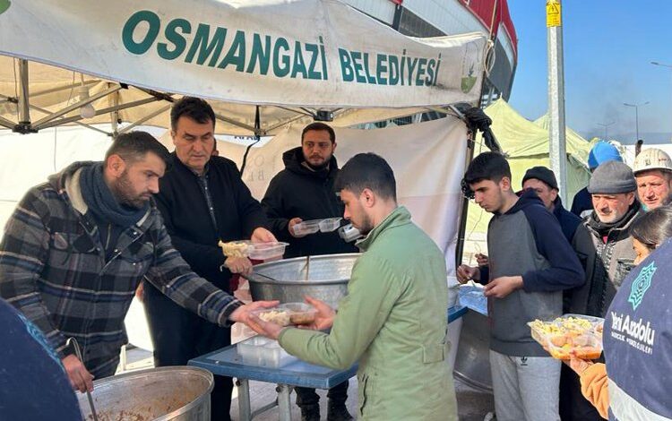 Osmangazi’den deprem bölgesine gönül sofraları