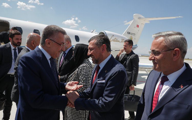 Cumhurbaşkanı Yardımcısı Oktay Kütahya’da Cumhurbaşkanı Yardımcısı Oktay Kütahya’da