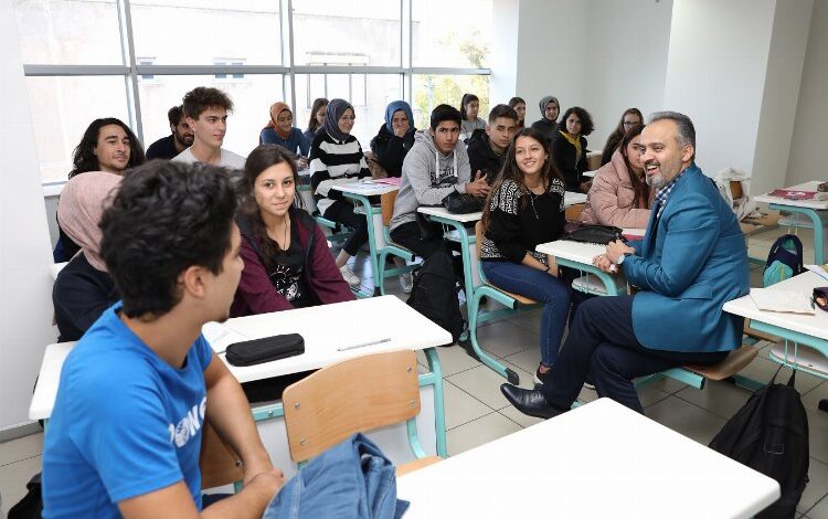 Bursa’da yeni dönem burs başvuruları başladı