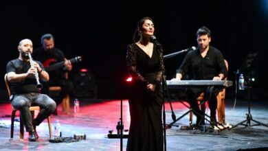 Esra Öztürk Ata’nın sevdiği şarkıları söyledi