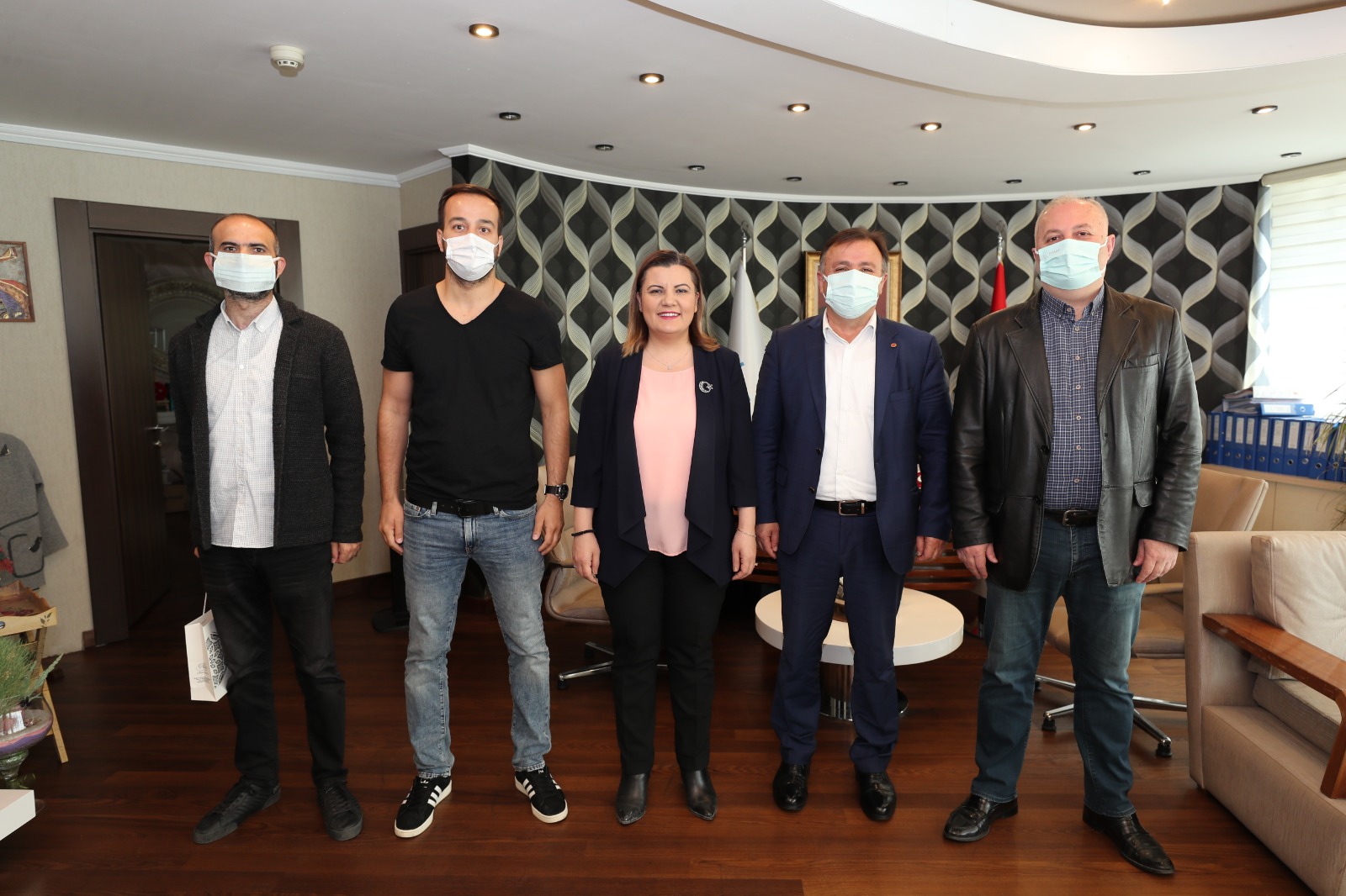 Kocaeli’de Baldur grevcilerinden hem teşekkür, hem davet Kocaeli’de Baldur grevcilerinden hem teşekkür, hem davet