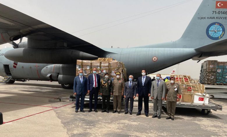 Türkiye’den Tunus’a 50 bin adet aşılı tıbbi yardım Türkiye’den Tunus’a 50 bin adet aşılı tıbbi yardım
