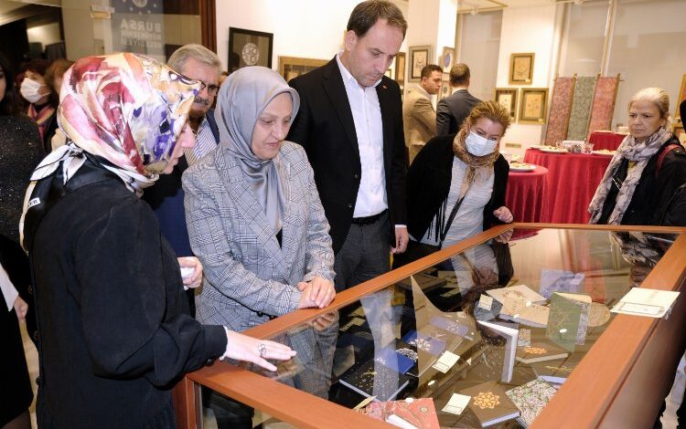 Bursa’da ‘Nakşı Ebru’ sergisi