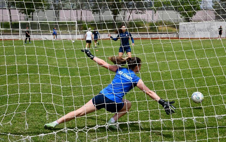 FOMGET kızları şampiyonluk yolunda