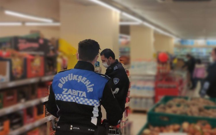 Gaziantep’te zabıtadan kasa ve raf denetimi