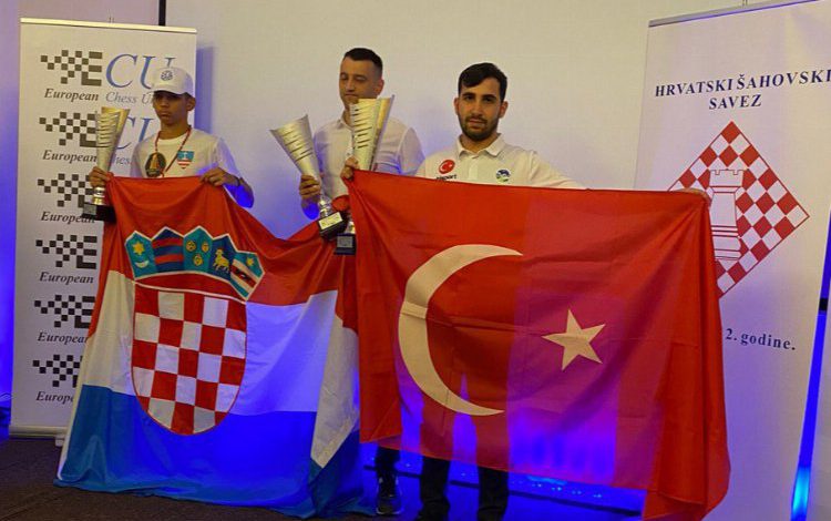 Sakaryalı satranç sporcusu Avrupa Şampiyonu oldu