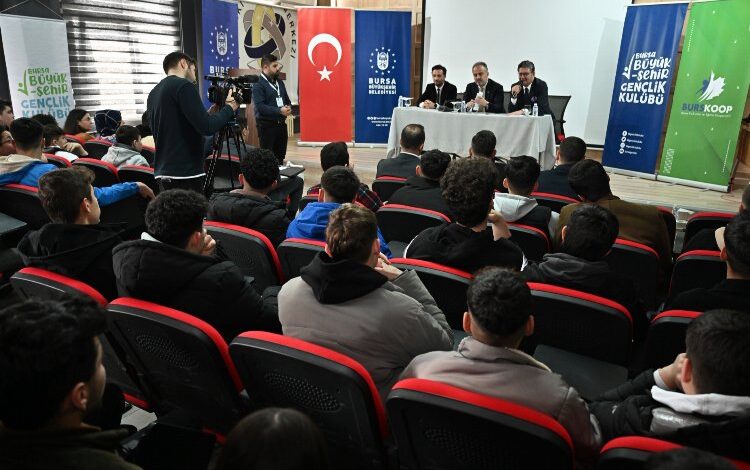 Başkan Aktaş üretici öğrencilerle tecrübe paylaştı Başkan Aktaş üretici öğrencilerle tecrübe paylaştı