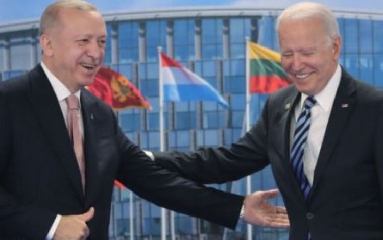 Biden’in iltifat tweet’ini yanıtsız bırakmadı! Biden’in iltifat tweet’ini yanıtsız bırakmadı!
