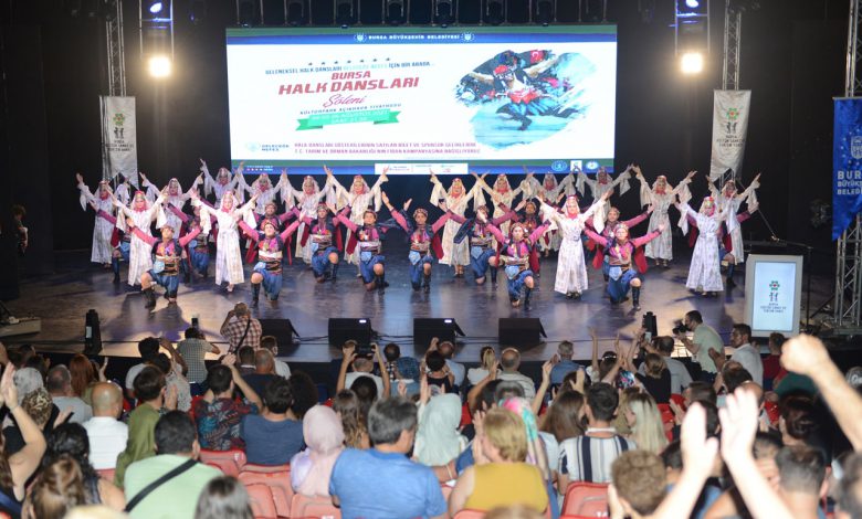 Bursa’da halk dansları toplulukları ‘geleceğe nefes’ oluyor