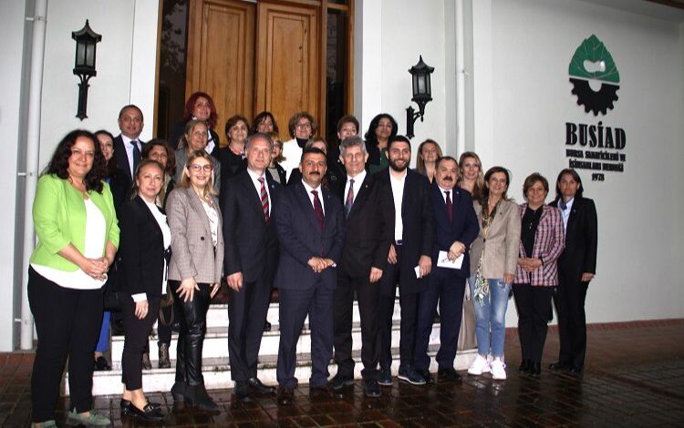 İYİ Parti’den BUSİAD’a ziyaret İYİ Parti’den BUSİAD’a ziyaret