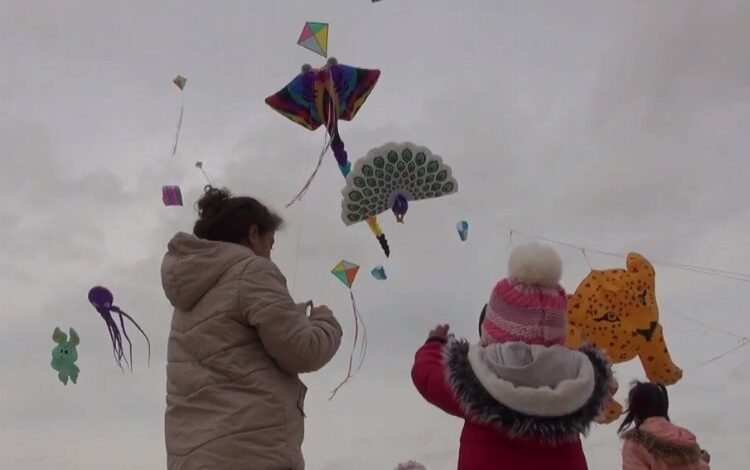 Gazzeli çocuklar için Mardin semalarında uçurdular