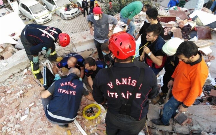 Manisa İtfaiyesi ihtiyaç olan her yerde Manisa İtfaiyesi ihtiyaç olan her yerde