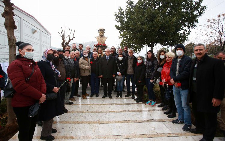 Yaşar Kemal İzmir Karabağlar’da, adını taşıyan mahallede anıldı