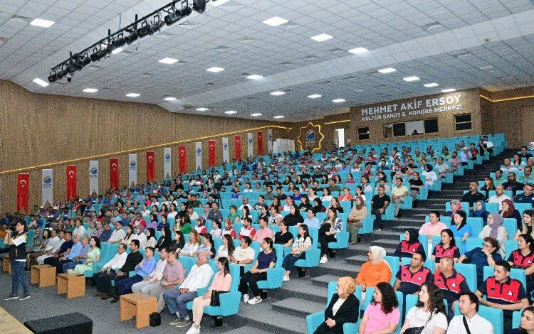 Kumluca personeline çifte bayram