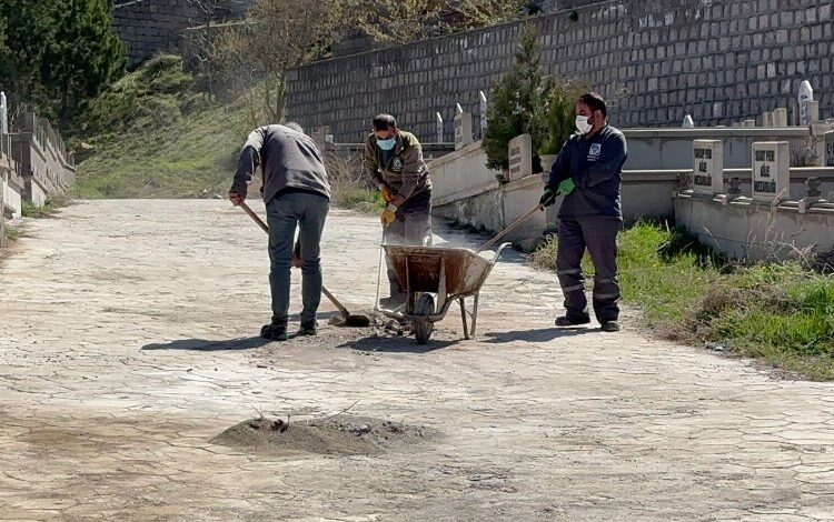 Kayseri Melikgazi’de mezarlıklar bayrama hazırlanıyor
