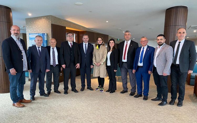 Başkan Tutuk’tan kardeş şehir Batum’a ziyaret Başkan Tutuk’tan kardeş şehir Batum’a ziyaret